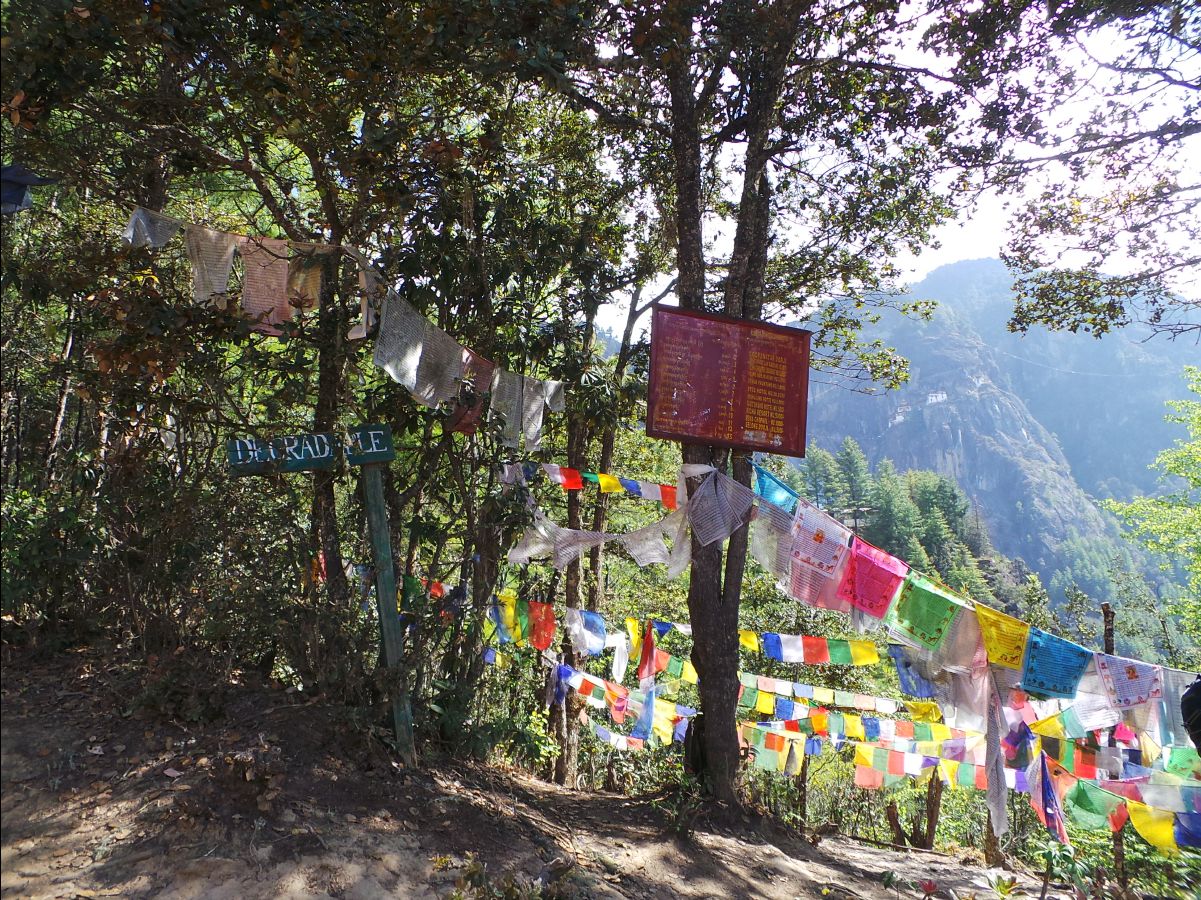 Tiger's Nest Monestary Hike028